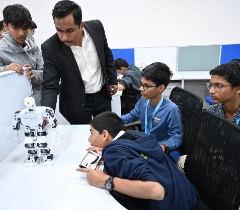 Igniting Young Innovators: MIT-WPU Pune's Winter School 2025 Sparks Future Tech Leaders