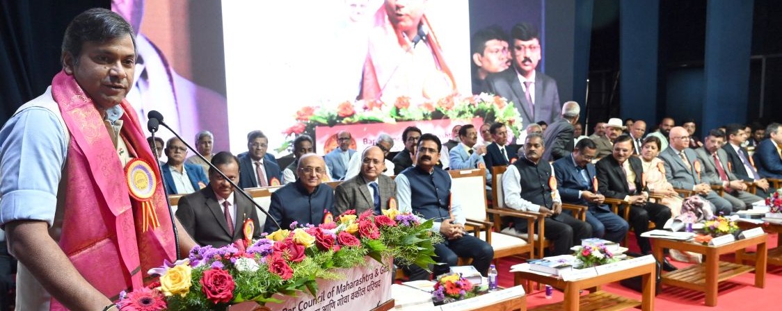 A Recognition of Vision and Commitment: Dr. Rahul V. Karad Honoured by Legal Fraternity
