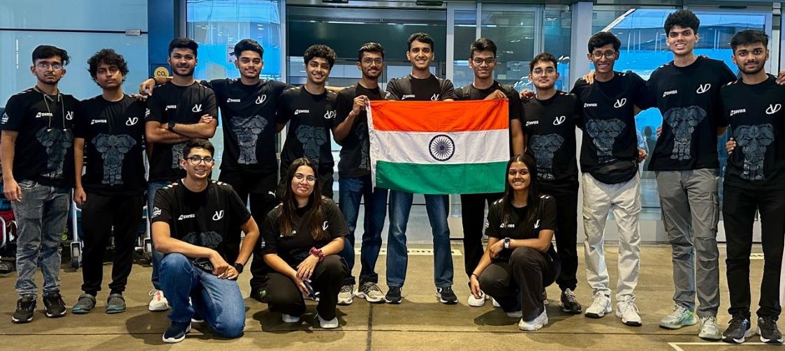 Vegapod Hyperloop Team Wins Outreach Award at European Hyperloop Week