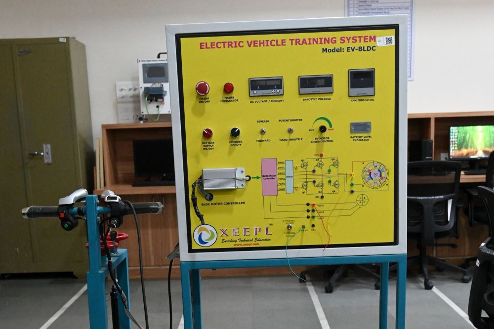 Electrical-Vehicle-Tranining-System