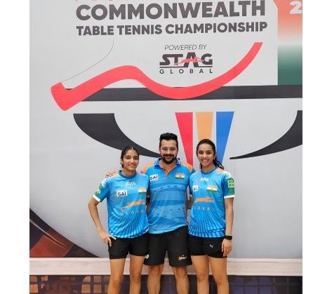 Sayali-Taneesha-with-coach