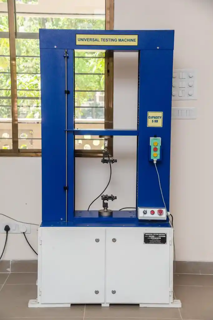 Universal-Testing-Machine-UTM